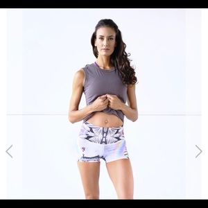 Niyama Sol - Legging Shorts - Medium